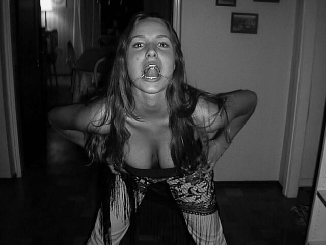 gal/Vos voisines sont des bombes !/bombe_066.jpg